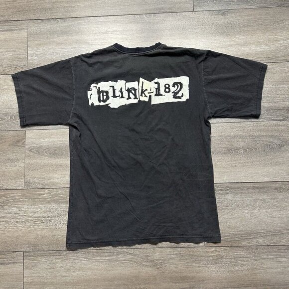 Y2K Blink 182 Smiley Face Distressed Tour Band T-Shirt Mens L Pop Punk - Picture 2 of 4